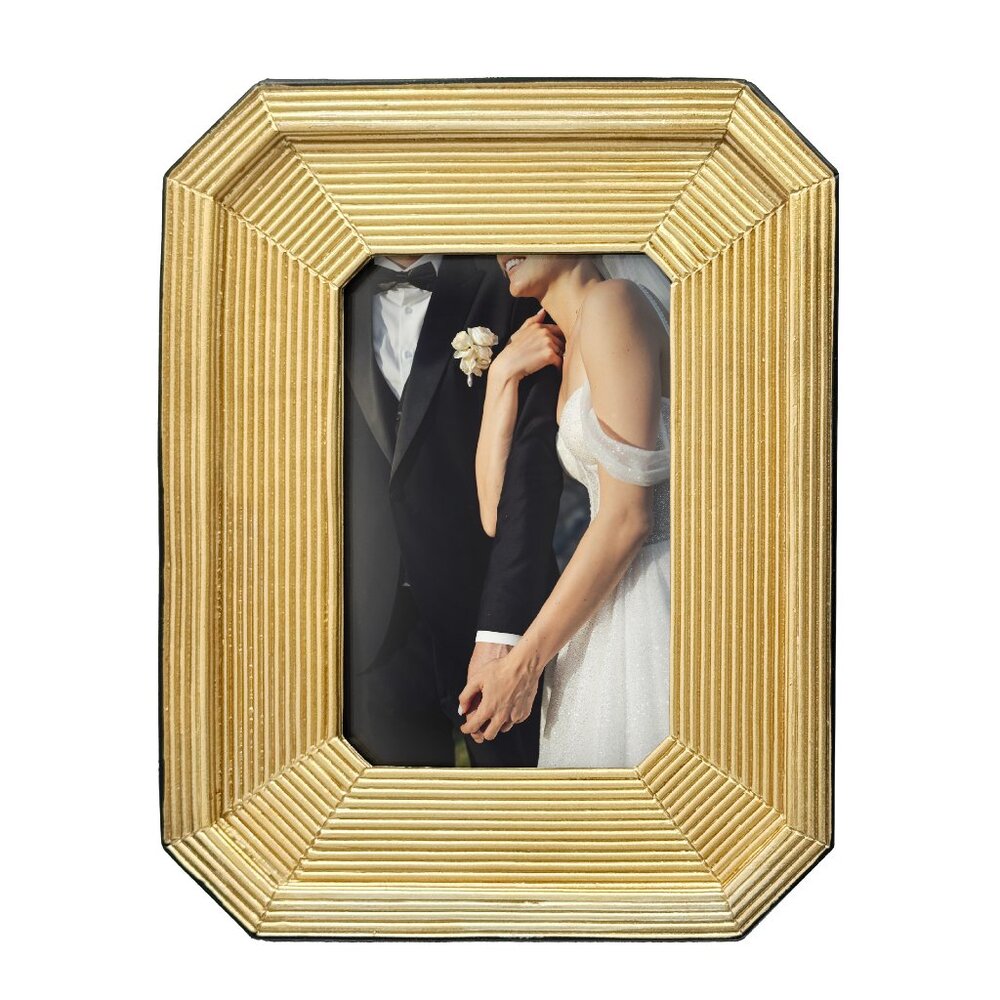 4x6 Gold Octagon Picture Frame with Beveled Corners